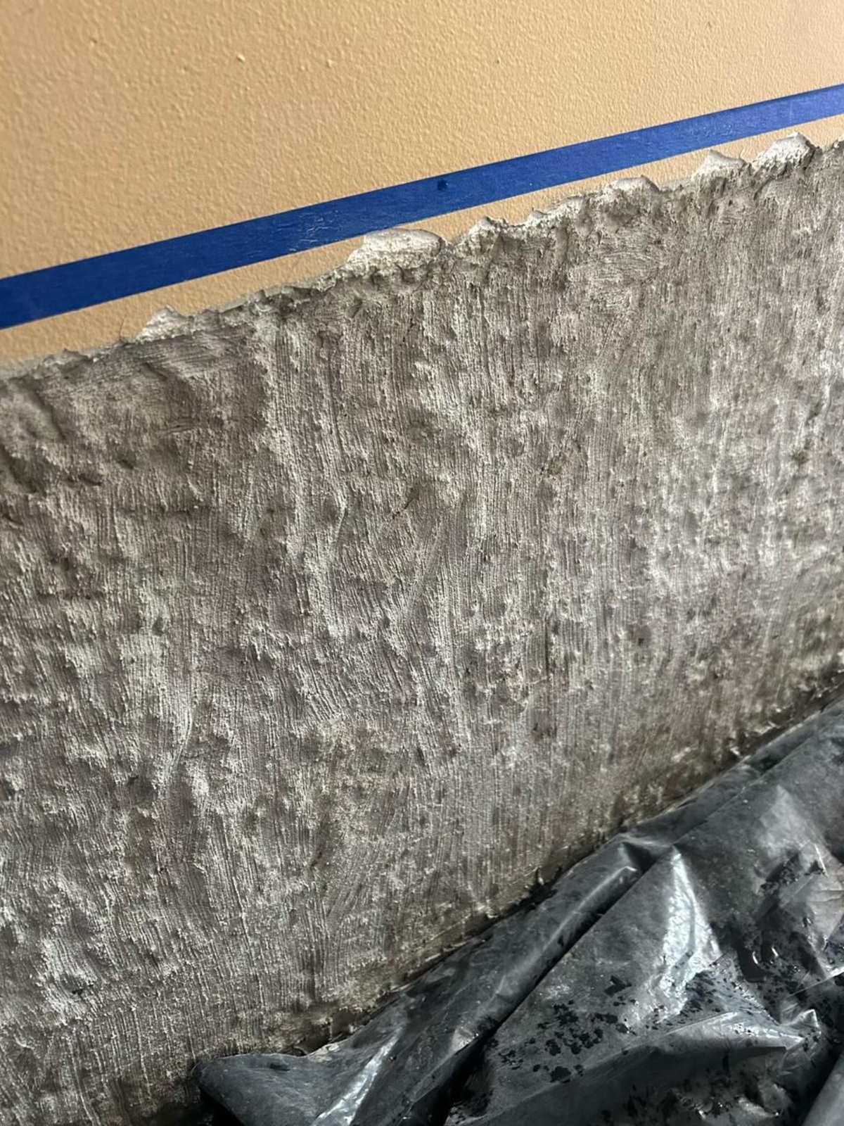 Obra - Impermeabilizante base cemento Aquamat